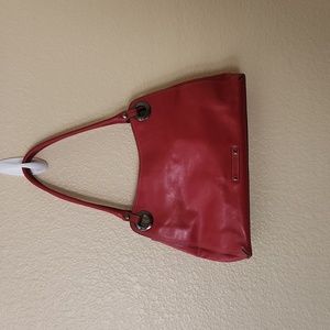 AK ANNE KLEIN red leather Vintage hand bag  great conditions